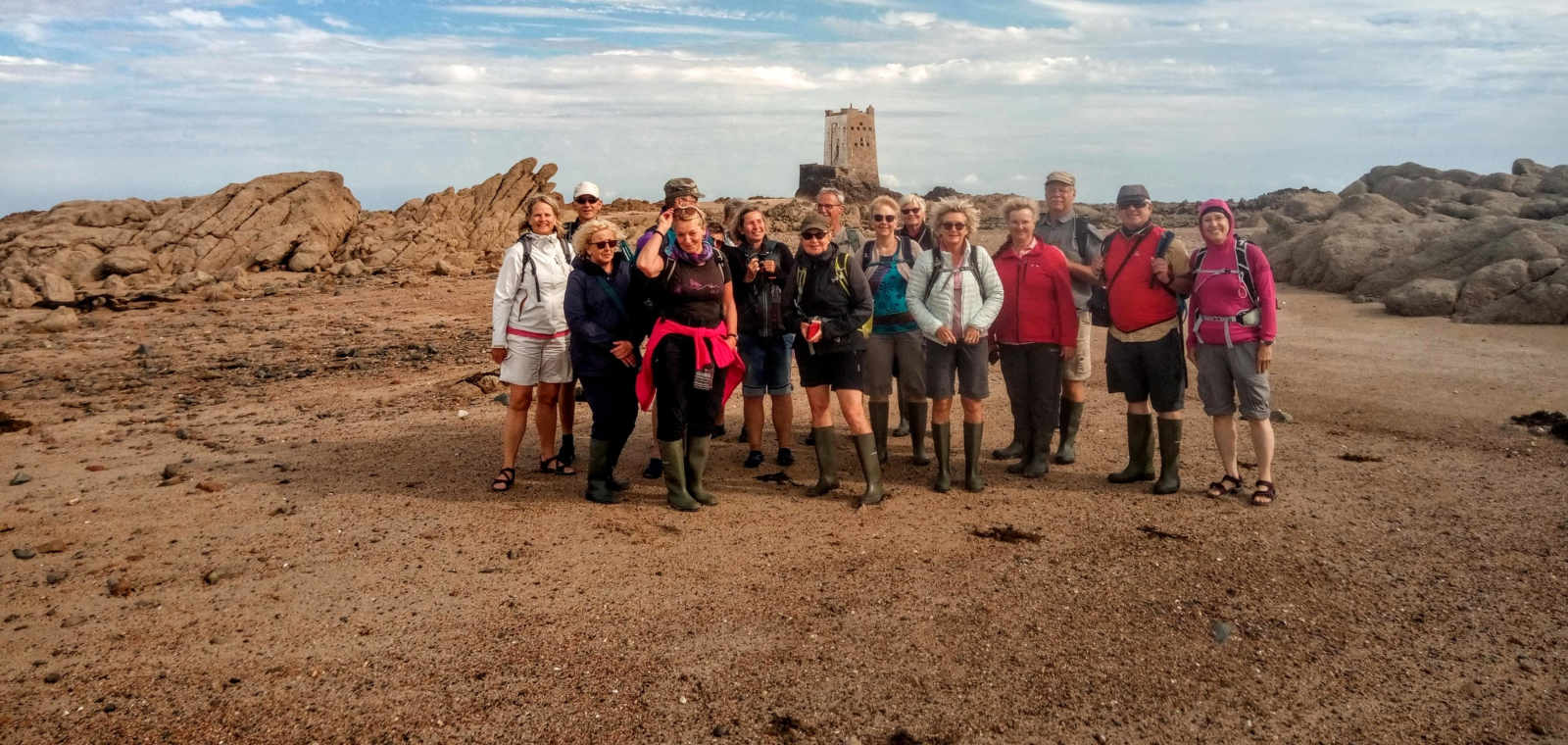 Seymour tower walks on the seabed