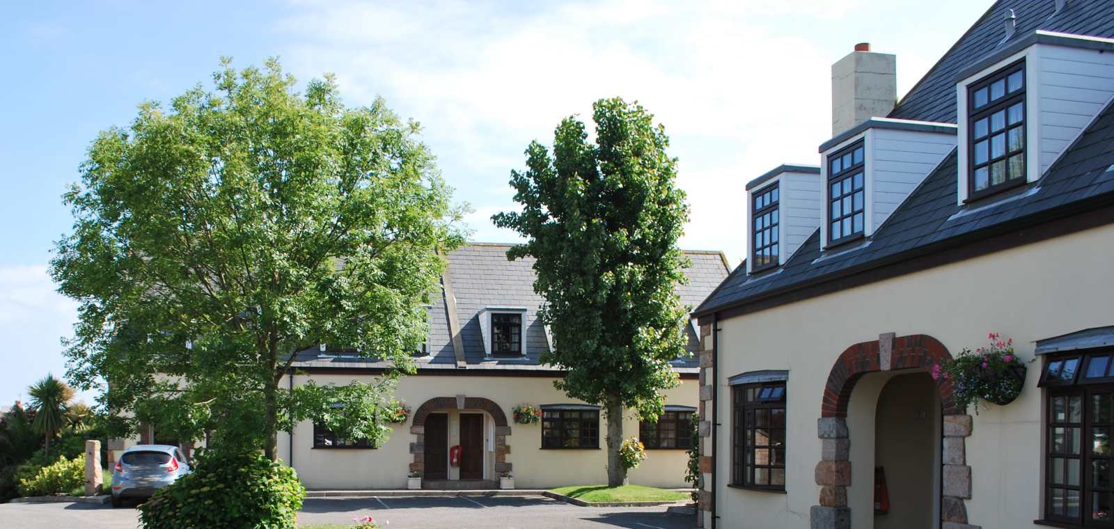 Uplands Apartments