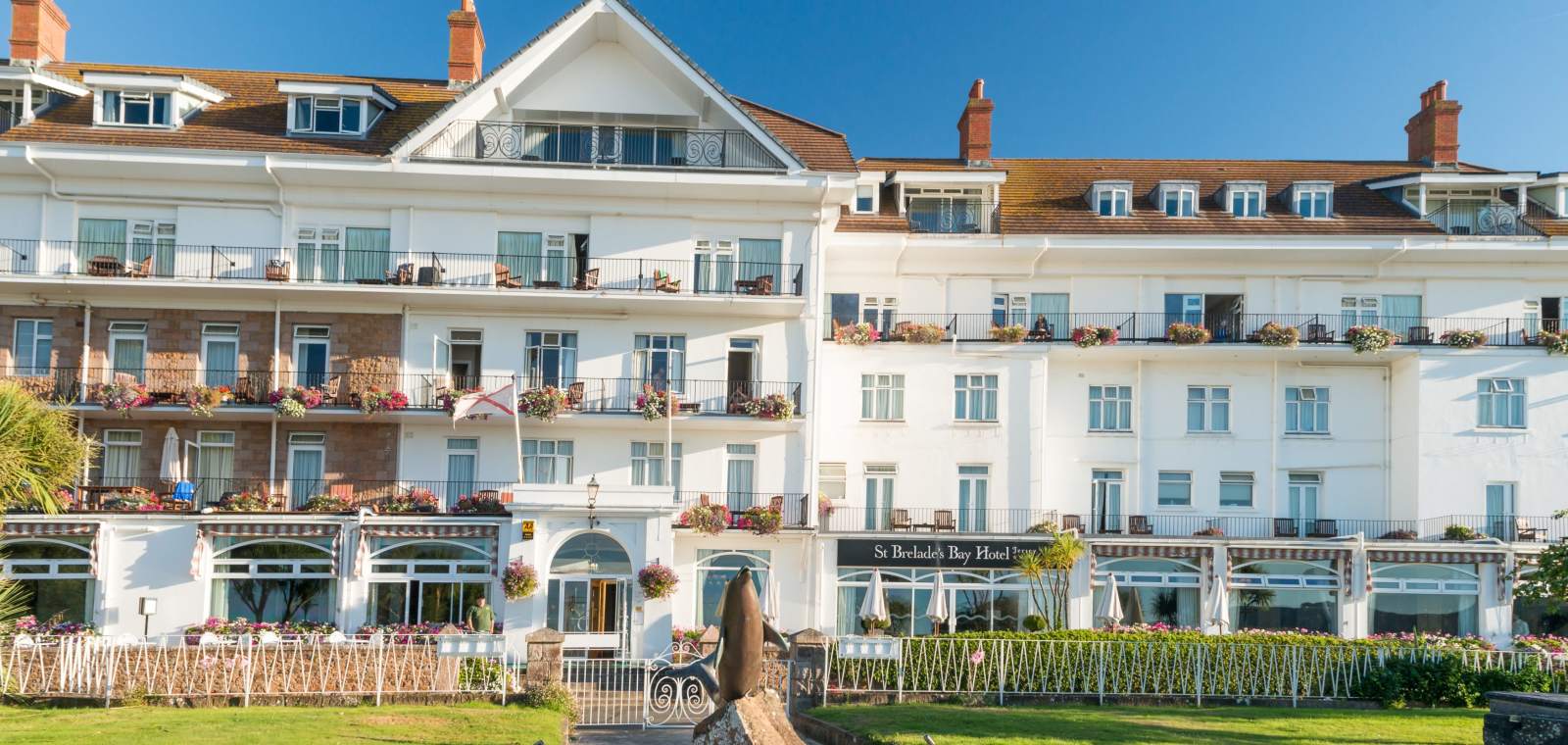 Petit Port Café at St. Brelade’s Bay Hotel