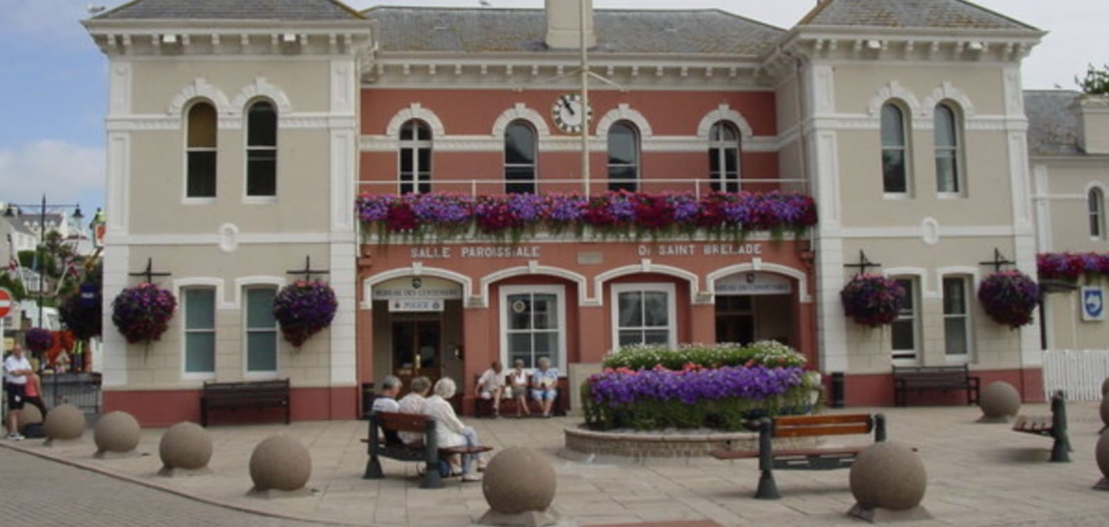Let’s Go Walk St Aubin!