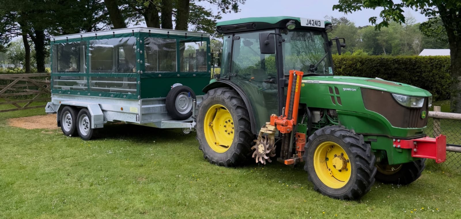 Tractor Rides at La Mare Wine Estate