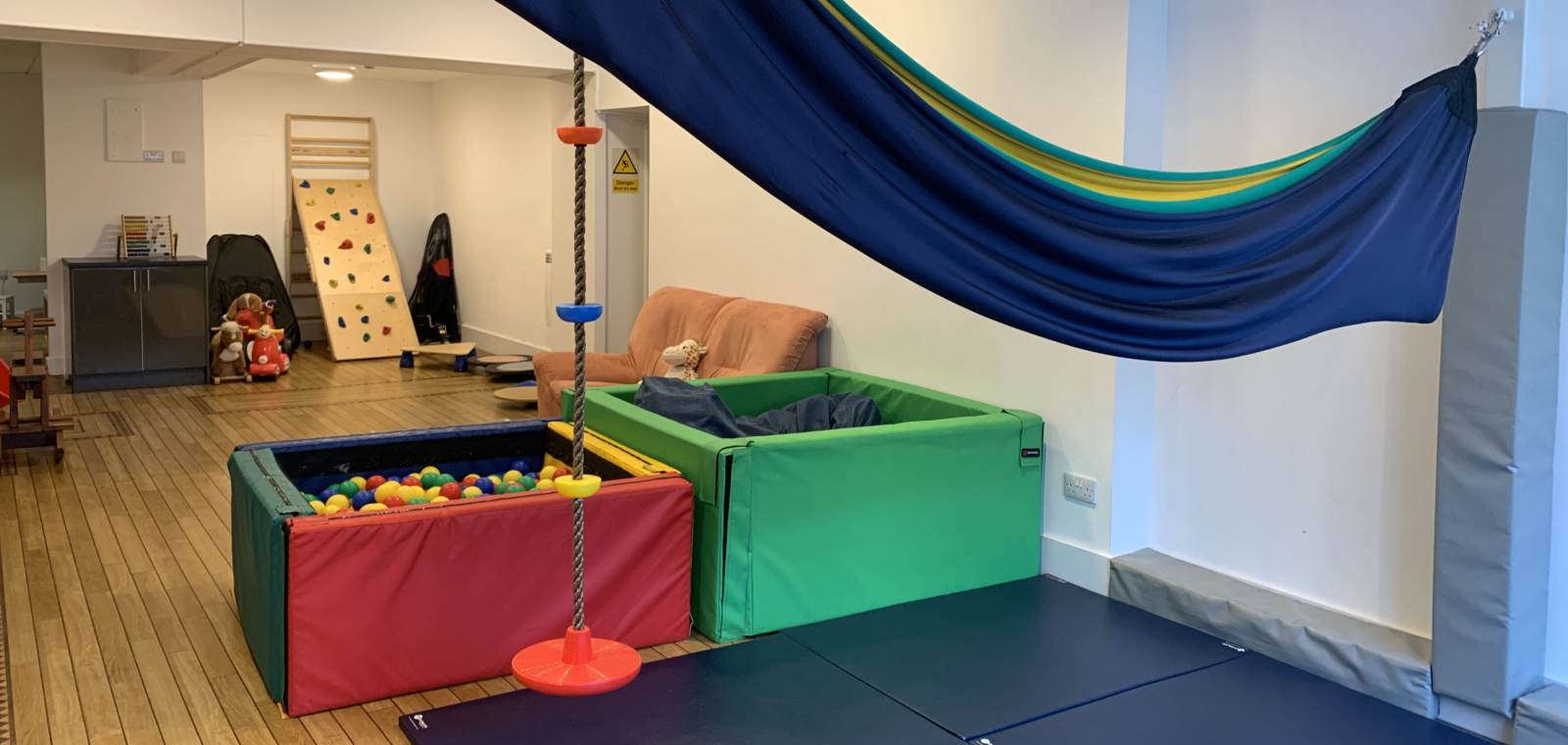 Inside the Santu00e9 Sensory Centre
