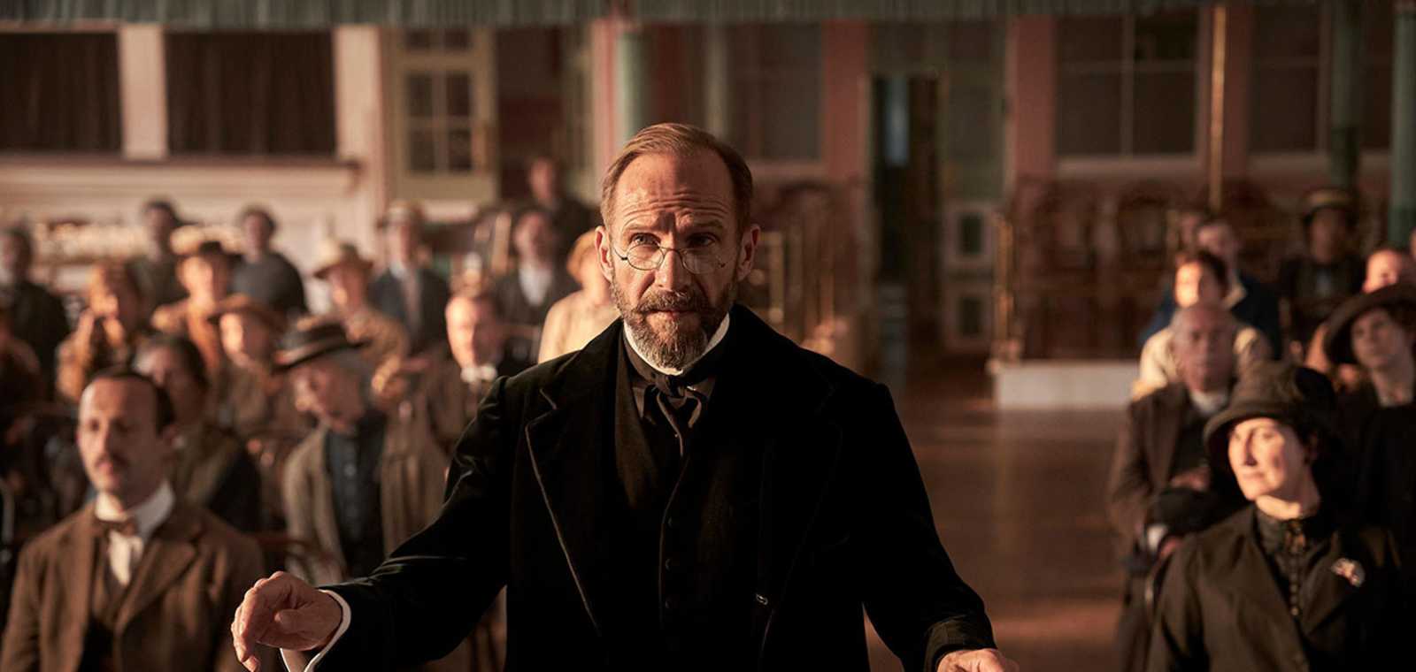 Monday Matinee: The Choral
