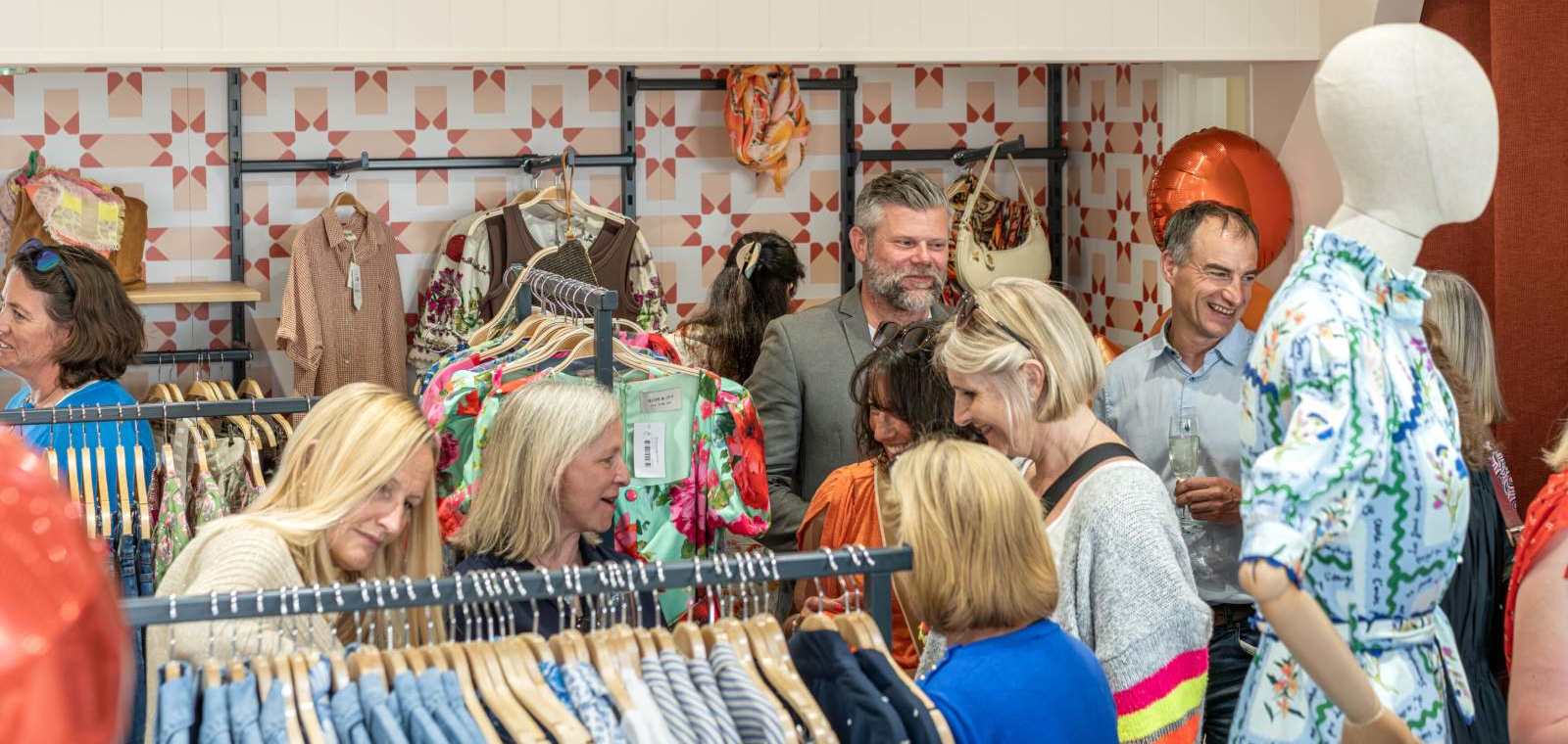 Sip, Shop & Socialise