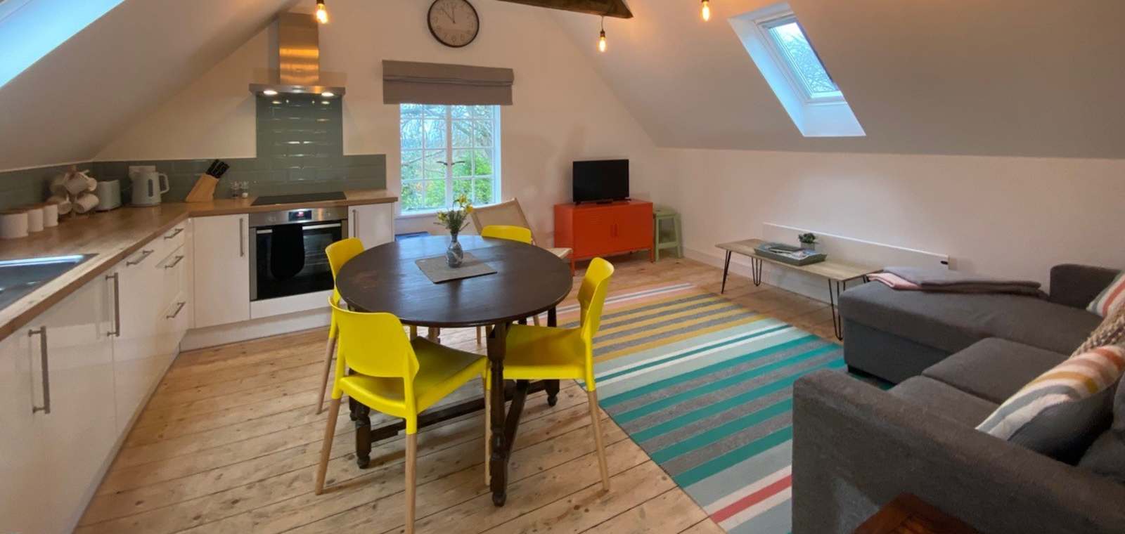 2 bedroom property located within the grounds of a the main house of Gros Bois