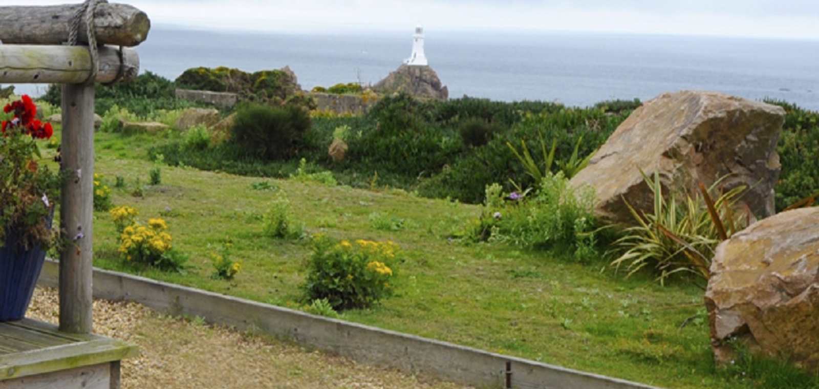 Lighthouse View Apartment