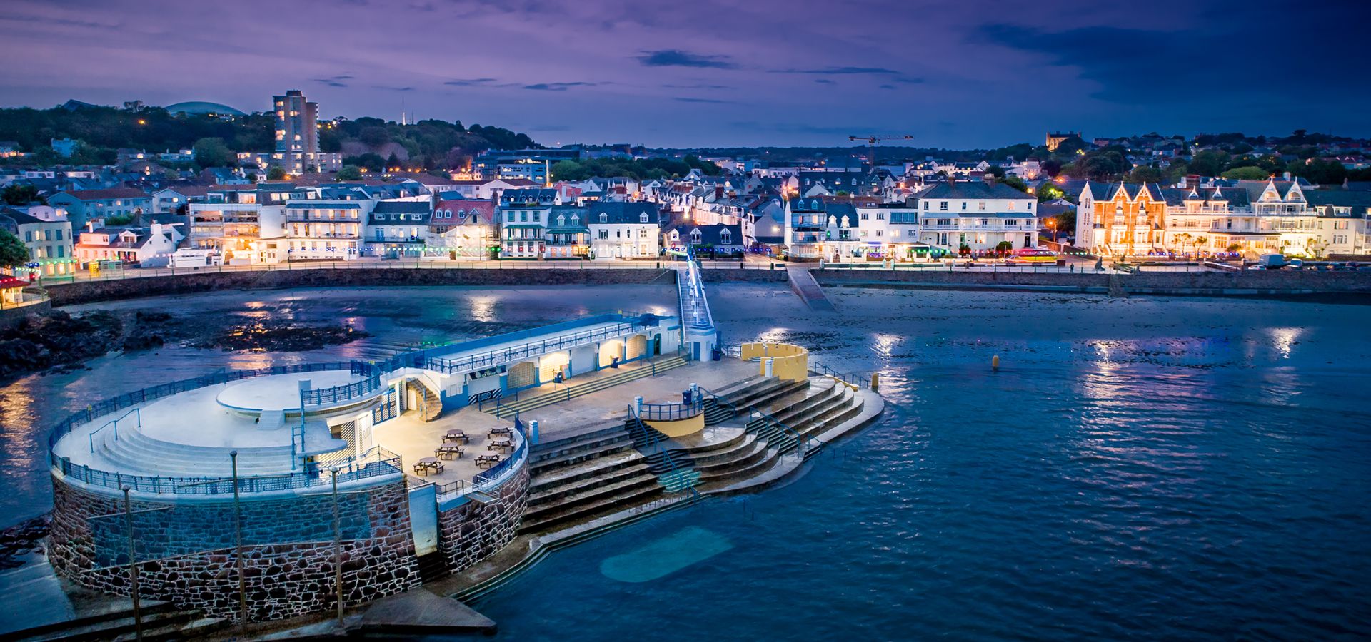 Night time at The Lido in Havres des Pas