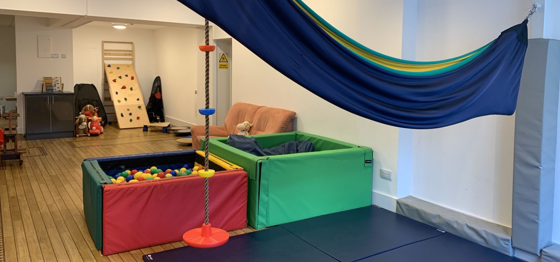 Inside the Santu00e9 Sensory Centre