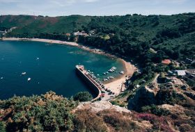 Bonne Nuit Bay