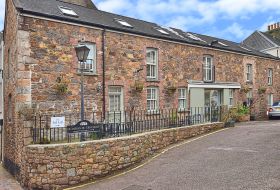 Sail Loft Self Catering Apartments - Jersey