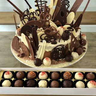 Bonkers chocolate cake for 20 and chocolate truffles