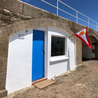 3 arches