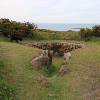 Le Sergentu00e9 Dolmen