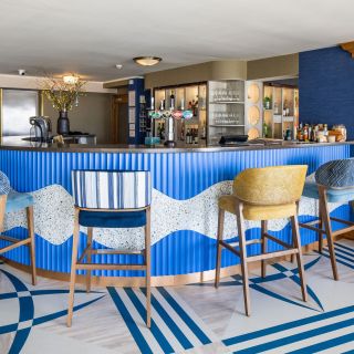 La Brise Kitchen, Bar & Coffee Shop