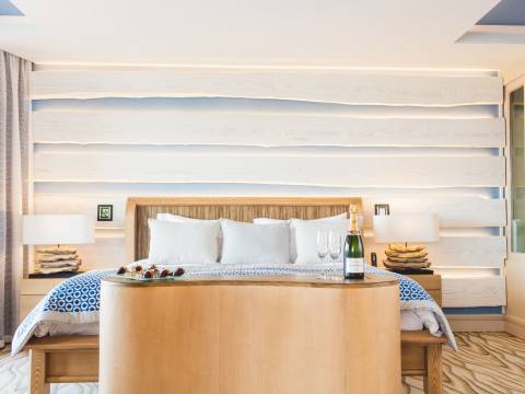 Penthouse Suite