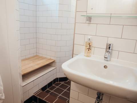 Bathroom of Archierondel Tower