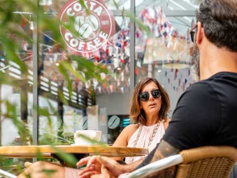 Couple drinking coffee