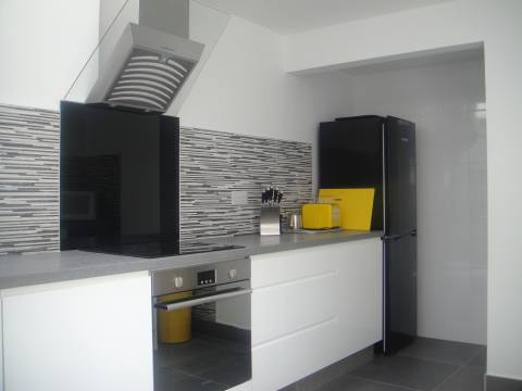 Kitchen 2 bed Sea View Apt