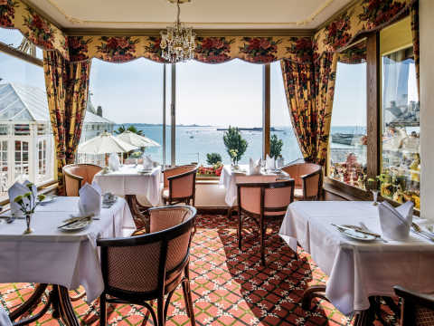 Dining room with exquisite views