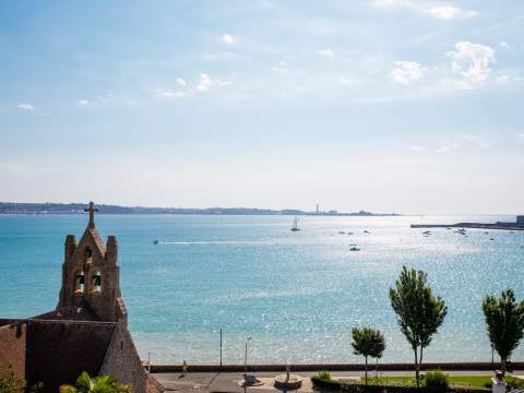Panoramic views across St. Aubin's Bay