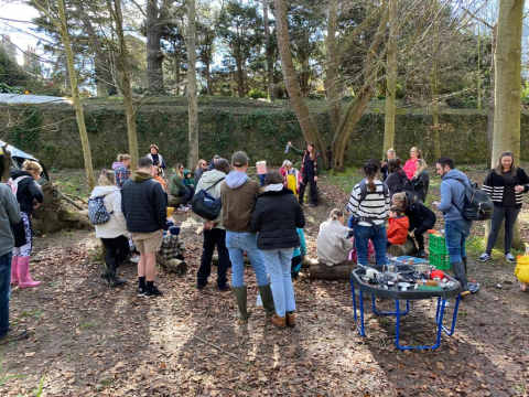 Starting to gather for a Story