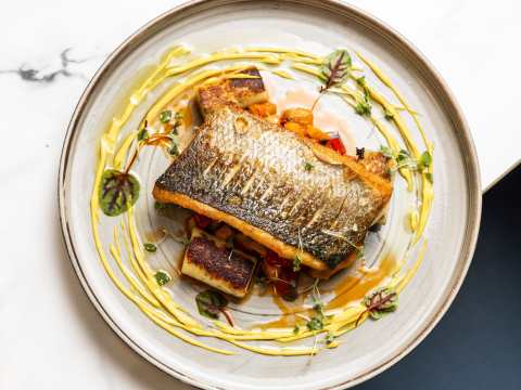 La Brise Kitchen, Bar & Coffee Shop