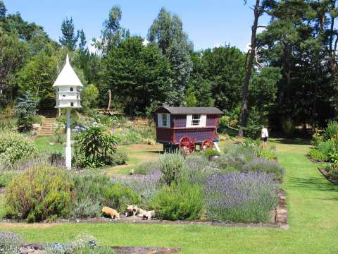 Garden features