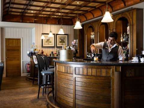 Cocktail Bar