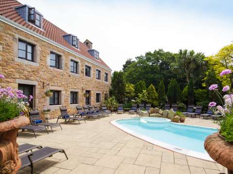 Greenhills pool
