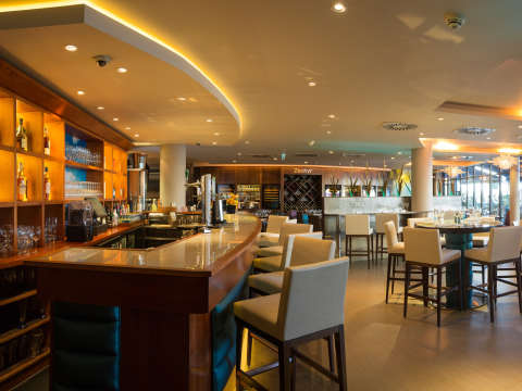 Cafe Zephyr
