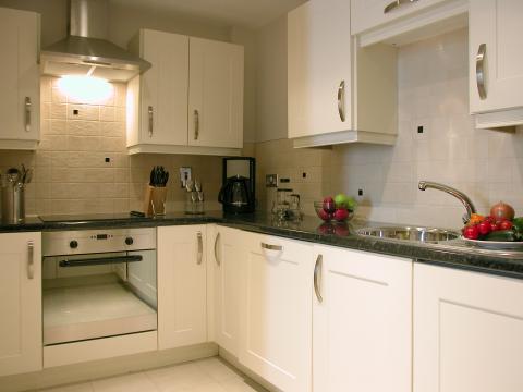 liberty wharf apartments kitchen