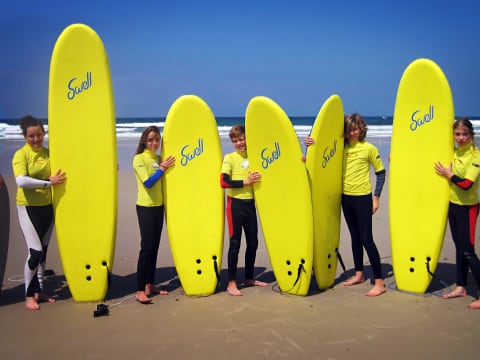 English and Surf