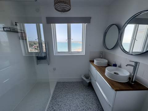 Ensuite Shower Room