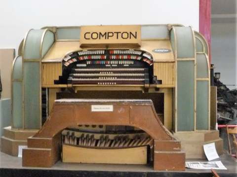Compton Theatre Organ