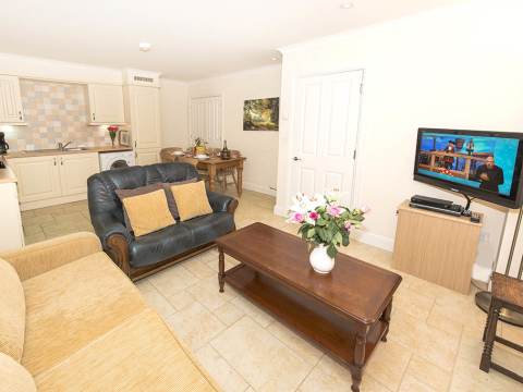 Lounge, kitchen and dining area