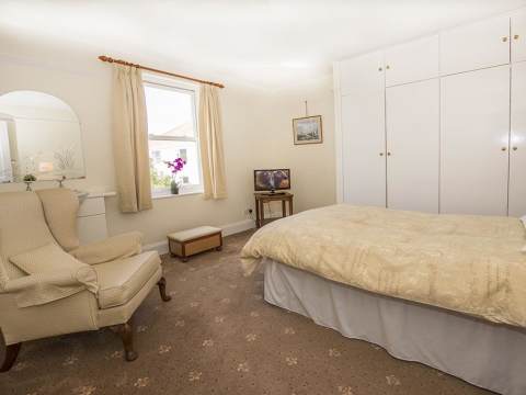 Single bedroom