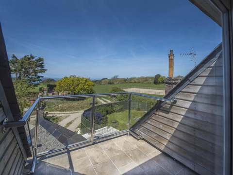 Master room balcony