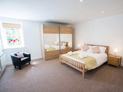 Double bedroom 2