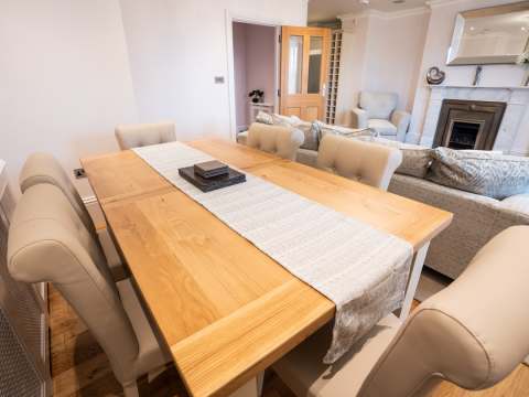 Dining room and lounge