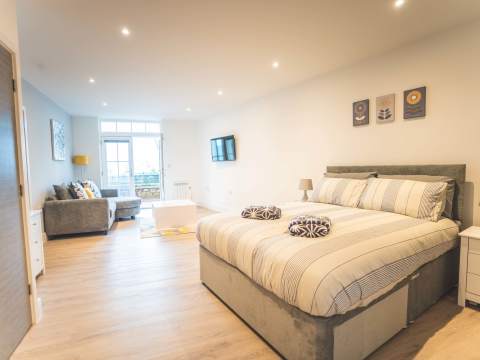 Studio bedroom