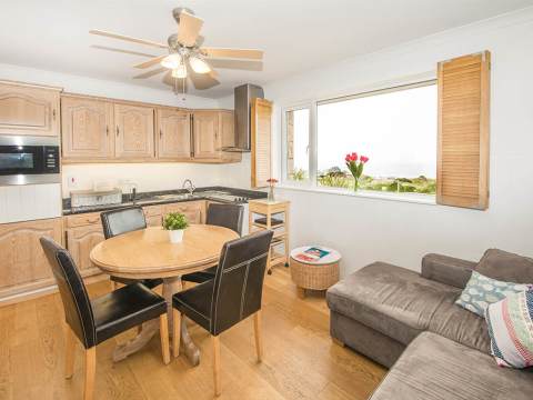 Lounge and dining area