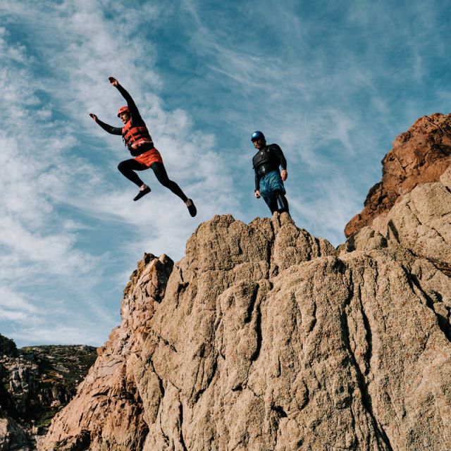 JUMP