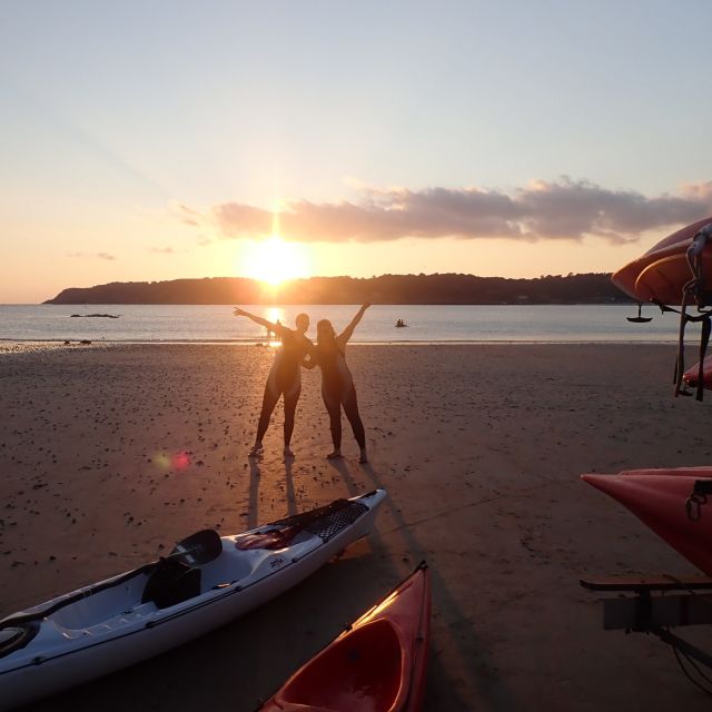sunset kayaking at Ouaisne bay