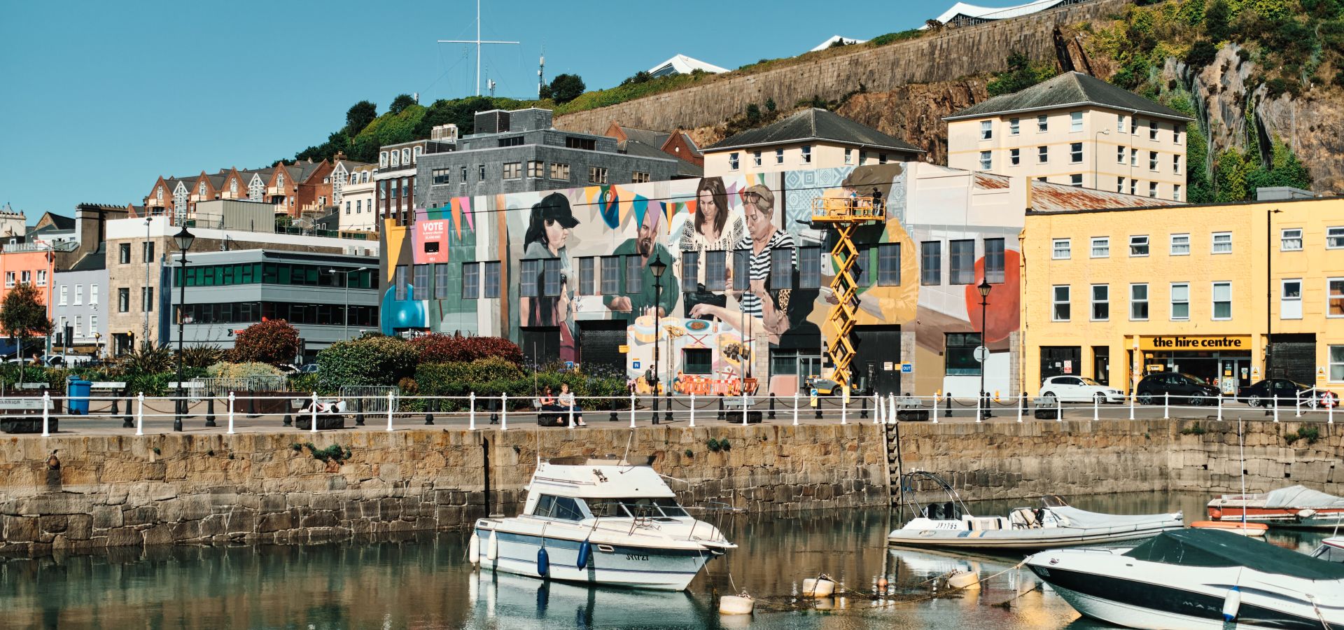 Large scale mural next to a harbour