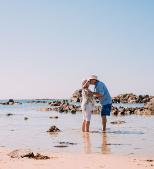 Romantic holidays - couple at the beach