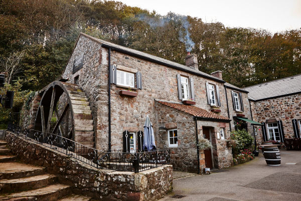 The Moulin de Lecq Pub