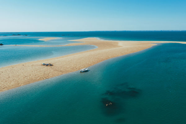 An aerial shot of the sand bars atLes Minquiers