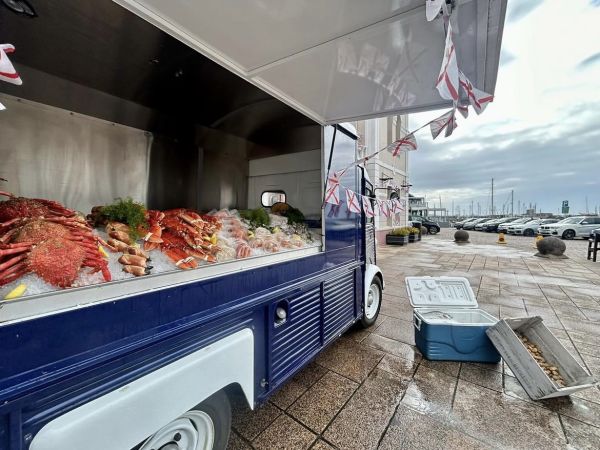 Jade-S Fisheries food truck